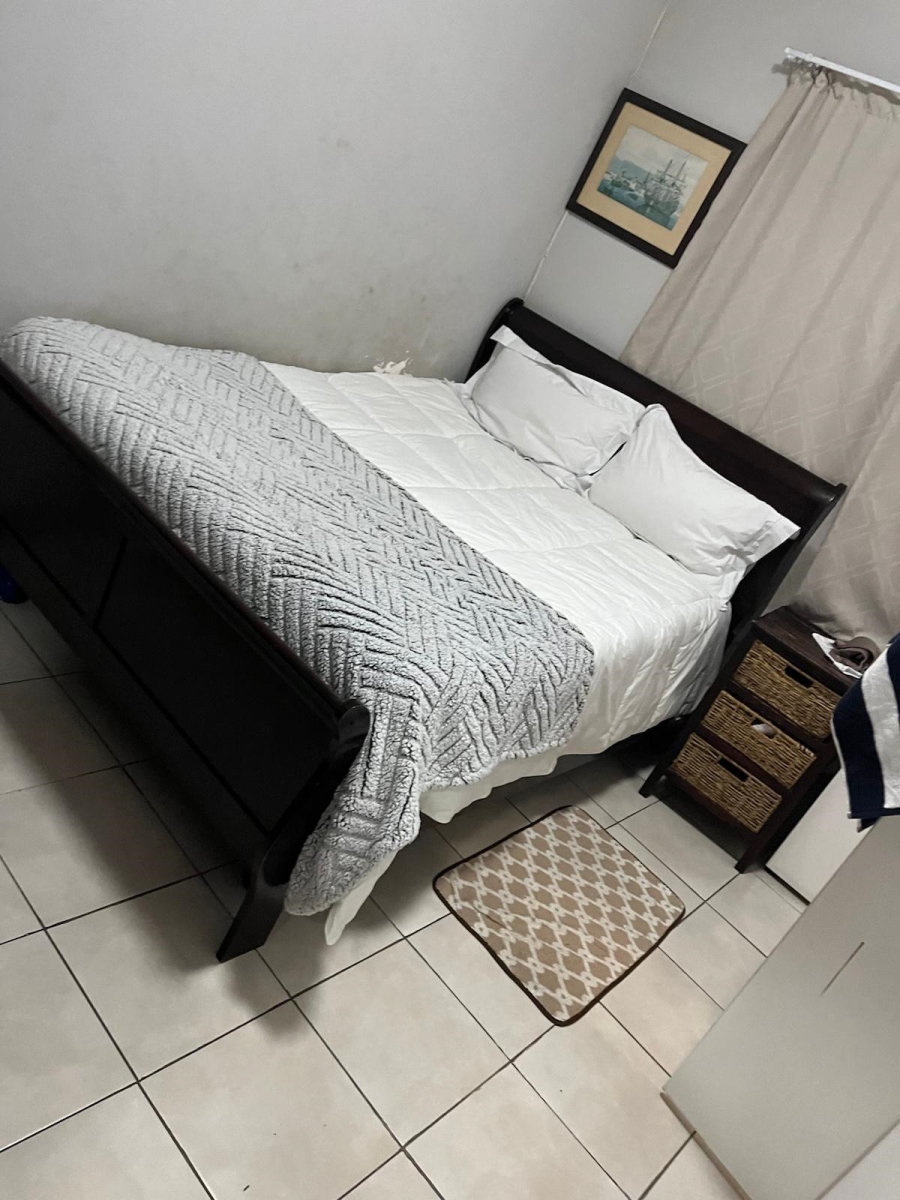 1 Bedroom Property for Sale in Southernwood Eastern Cape